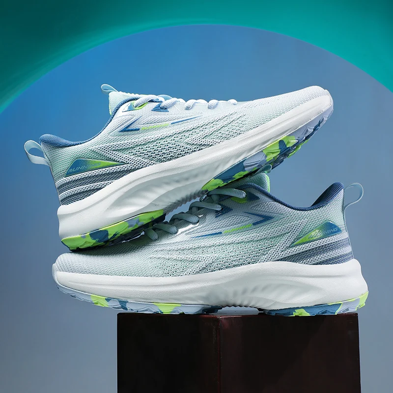 

unisex sports shoes casual fashion four season versatile new comfortable light anti slip wear-resistant outdoor leisure sneakers