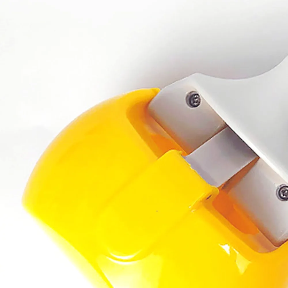 Polymer Dog Poop Picker Built in Poop Bag Storage Hand held Structure Pet Poop Clip Yellow Spring Operated Clamp