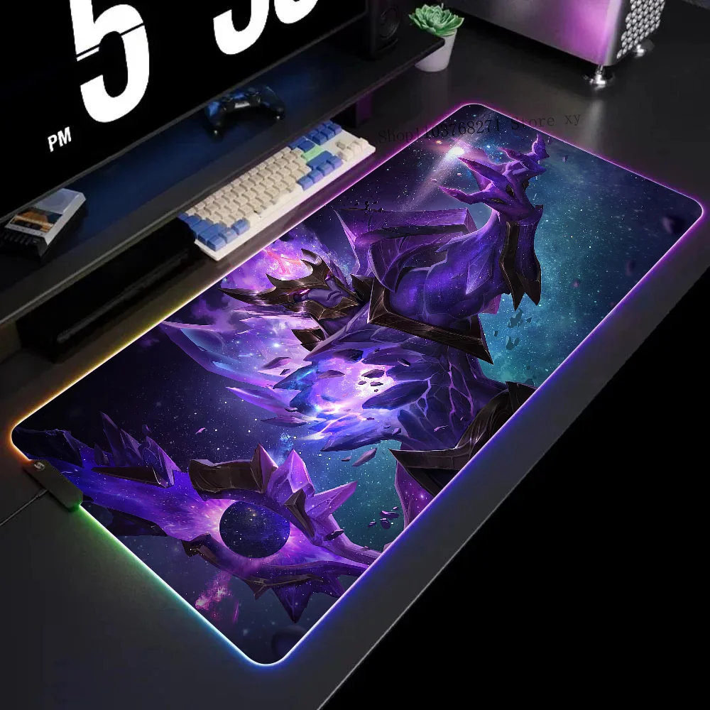 

Jarvan IV Glorious Basilisk League Of Legends Mousepad XXL RGB Gaming Mouse Pads HD Black Gamer Accessories Large LED