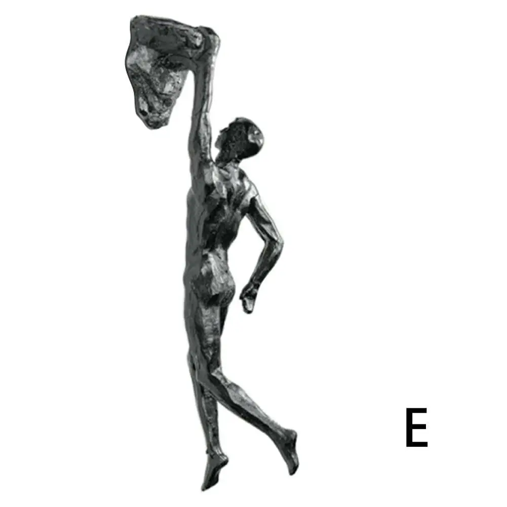 Athlete Rock Climbing Man Resin Background Wall Hanging Decoration Sculpture Statue Figures Creative Rock Climber Statue Pendant