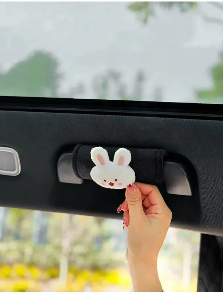 Leuke Cartoon Konijn Panda Autodak Handgreep Cover Universele Alle Seizoenen Auto-interieur Armsteunbeschermer Auto Decor Accessoires - afbeelding 2