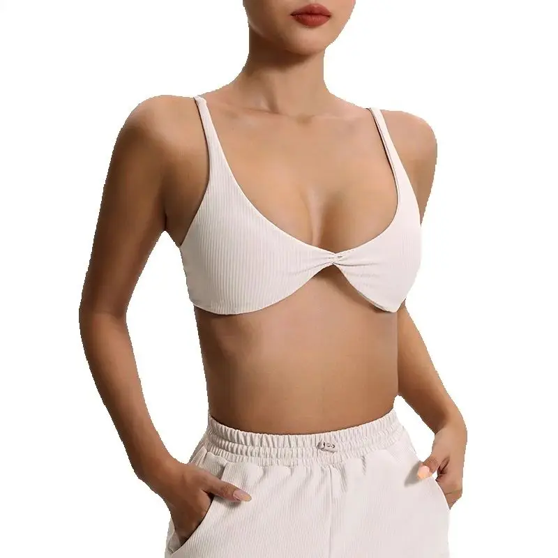 Super Soft Fabric Sports Bra Shockproof Push Up Gym Top Women Yoga Bra Women Pleated Design Brassiere Workout Crop Top Female