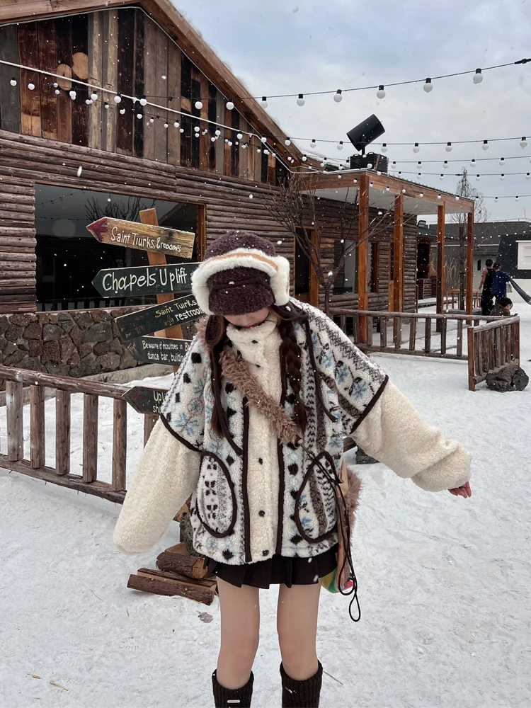 معطف جديد لخريف وشتاء 2025 بياقة واقفة فضفاض غير رسمي متعدد الاستخدامات دافئ ناعم بيج مطبوع بصدر واحد من صوف الضأن #2