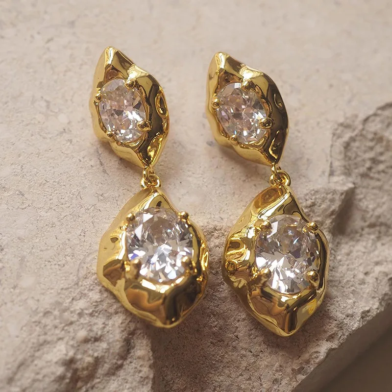 2026 New European and American Niche Design Earrings Zircon Tassel Commuting Temperament Lava Geometry Personality Jewelry