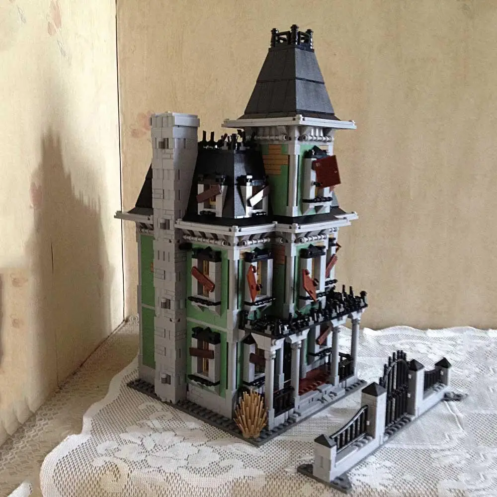 2141 elementów Monster Fighters 3-poziomowy Nawiedzony Dom Duchy Dom Wampirzy Biuro 16007 Klocki Kompatybilne z Modelami