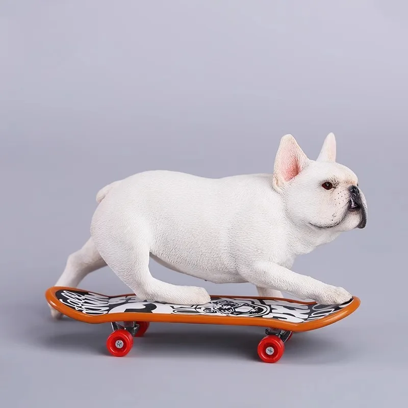 JXK – bouledogue simulé à l'échelle 1/6, modèle de chiot de combat de Skateboard fait à la main pour figurines d'action de 12 pouces, ornement d'animaux, cadeaux
