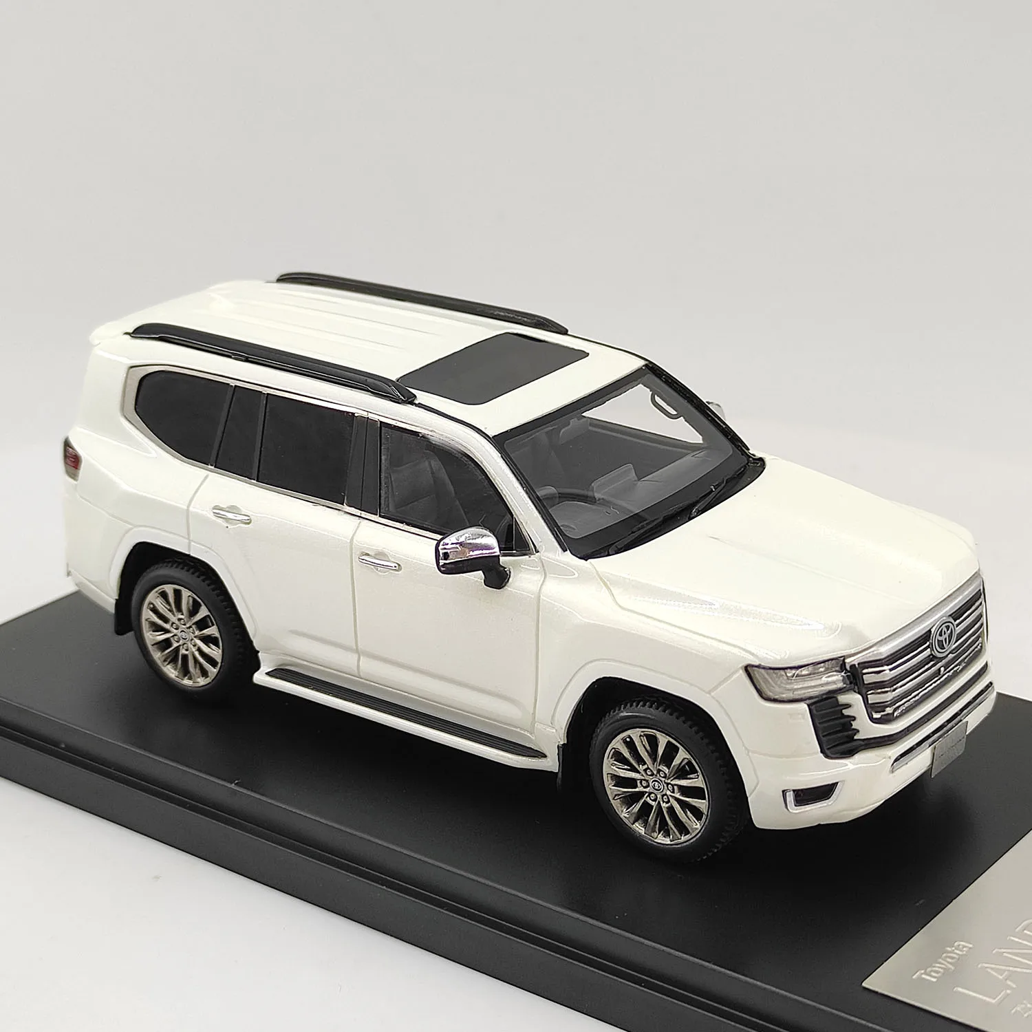 Hi-Story 1:43 Toyota LAND CRUISER GR Sport 2021 Model Samochodu z Żywicy Kolekcjonerski Zabawka Prezent Pamiątka Ozdoba Dekoracyjna
