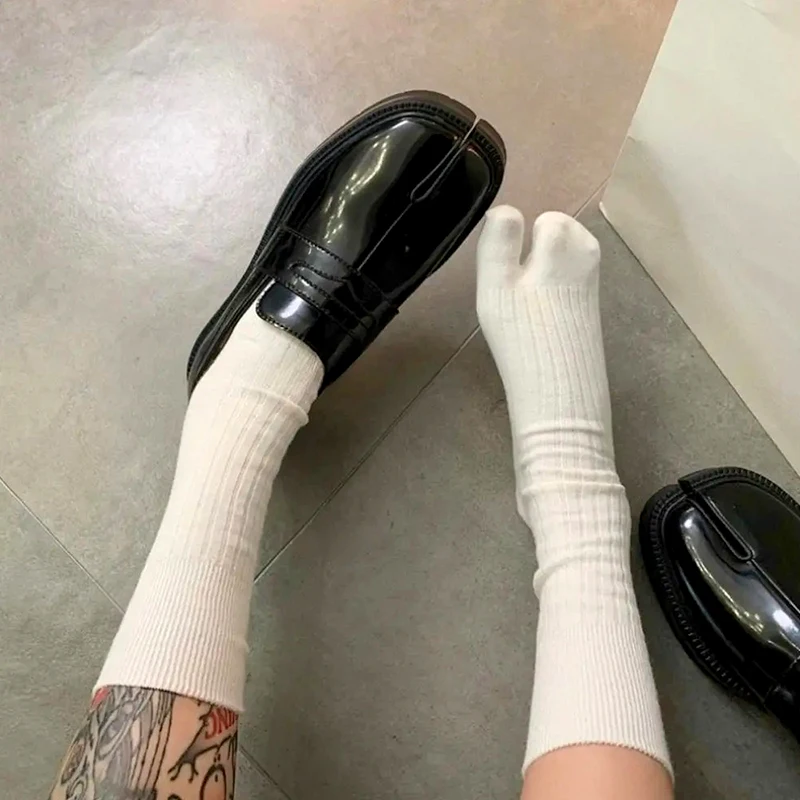 Calcetines de algodón peinado con punta dividida para mujer, medias de alta calidad, estilo Harajuku japonés, sencillo y cómodo, 1 par