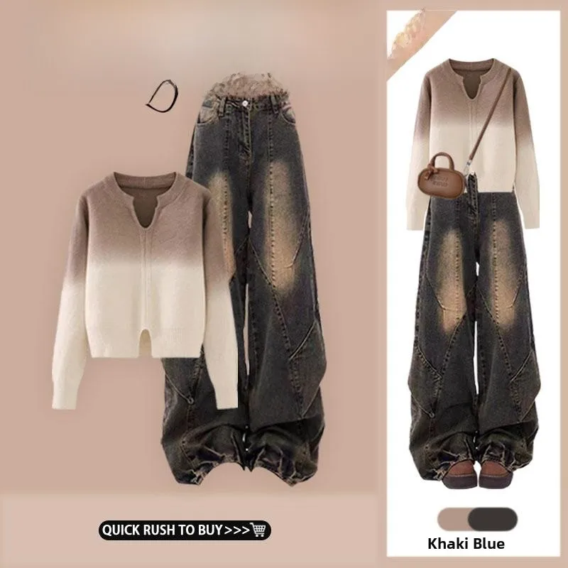 

Женский модный комплект: вязаный свитер с V-образным вырезом и прямые джинсы. Осенний винтажный стиль, длинный рукав.