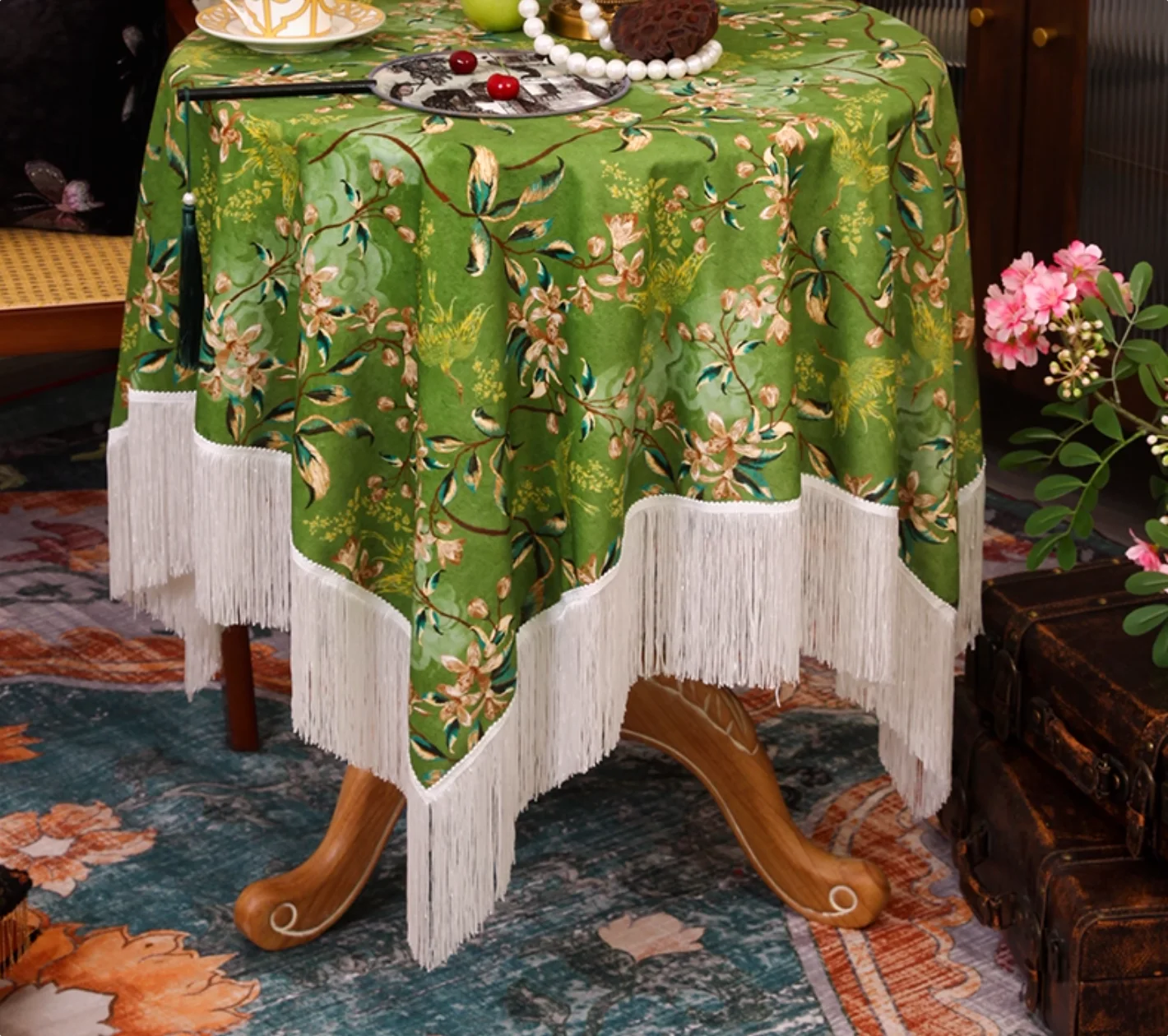 High-end retro fringe tablecloth with French mid-century style, premium decorative table cover