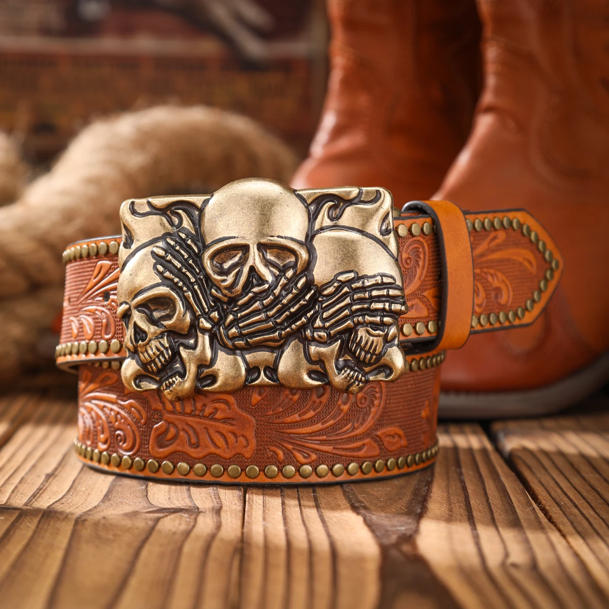 1 Piece of Western Cowboy Style Belt - Suitable for Both Men and Women. Western Buckle PU Embossed Rivet Design Belt