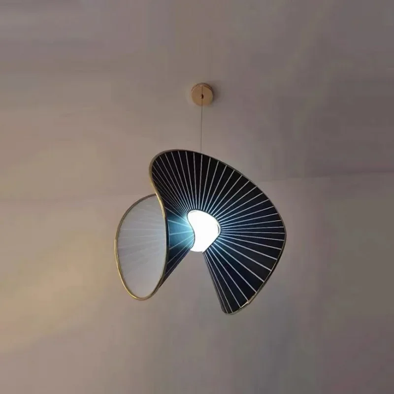 Luces colgantes de tela Art Deco para dormitorio, lámpara de suspensión para sala de estar, cordón de cuerpo negro ajustable, novedad, envío directo de alta gama