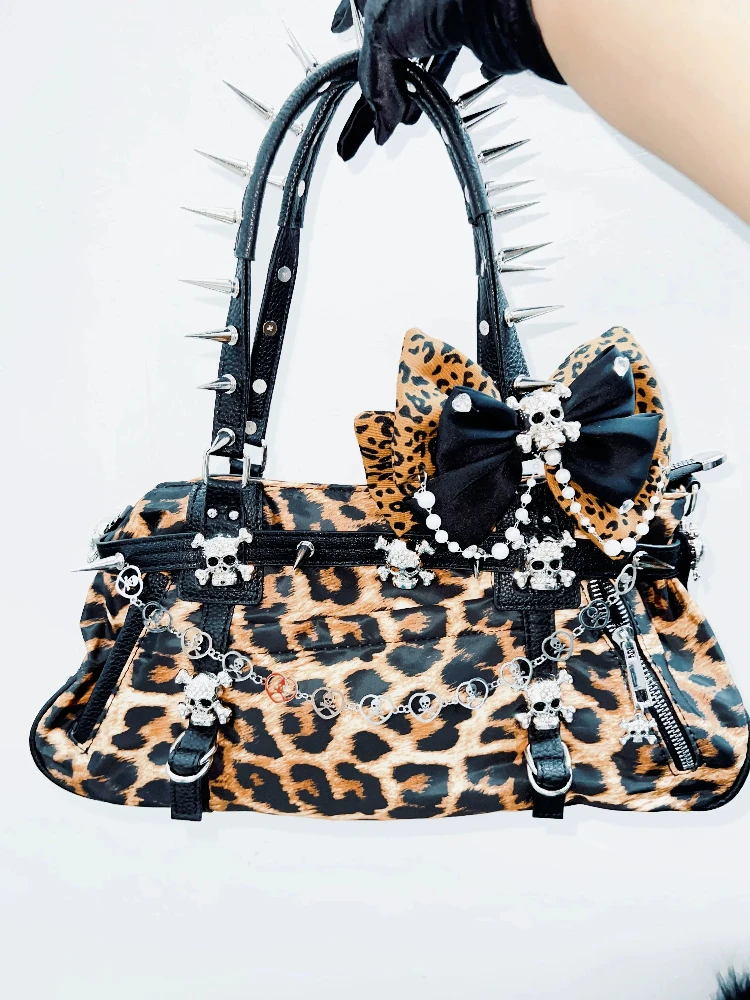 Original Subculture Retro Leopard Print Bag Rivet Shoulder Bag Punk Original Designed Messenger Bags Punk Style Personality Bag