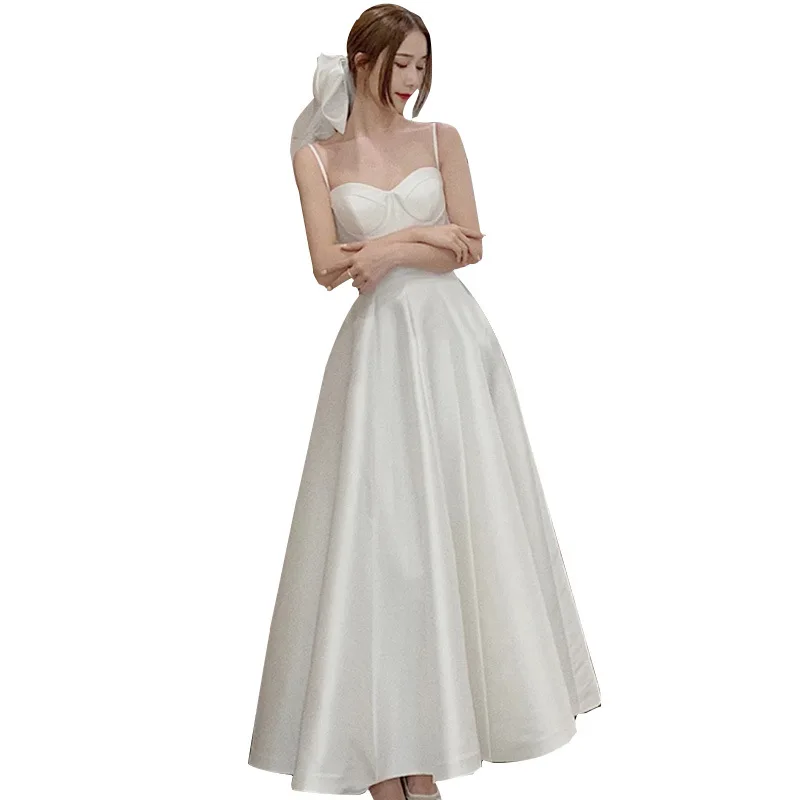 A1148 فستان الزفاف الأبيض النساء حفلة فيستدوس الذاكرة الحلوة الطابق طول الساتان موضة مثير بلا أكمام ألف خط فساتين لحضور الحفلات الموسيقية