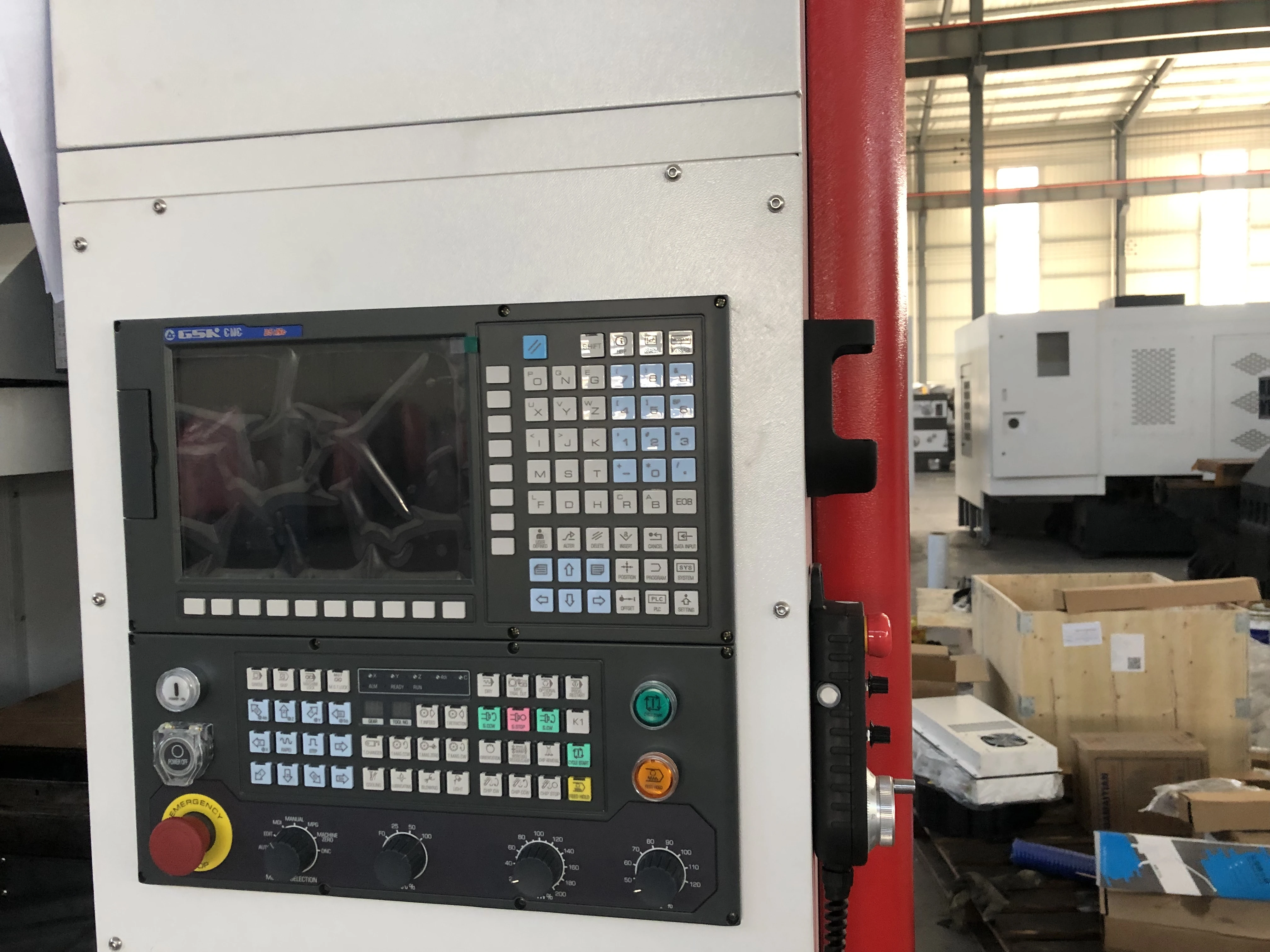 VMC650 Machining Center Machining Center With Rotary Table Cnc Milling Machine 5 Axis For Metal