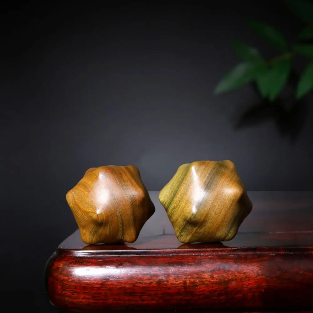 Natural Ebony Caltrop Massage Ball Wooden Hand Exercise Sphere Decompression Fidget Toy Chinese Style Desk Art Ornament
