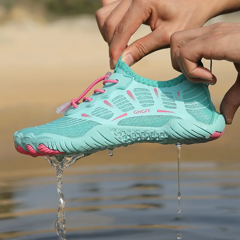

HKDQ Premium Couples Water Shoes Soft Fishing Barefoot Sneaker Non Slip Mesh Flat Sole Quick Dry Outdoor Beach Shoes for Male