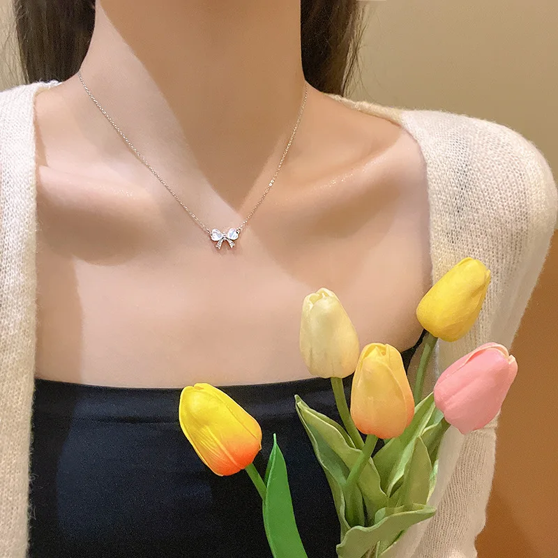 Light And Luxurious Opal Bow Necklace Women\'s Ins Fashionable And Versatile Temperament Small And Fresh Titanium Steel Chain