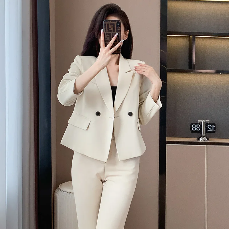 Conjunto de terno branco para mulheres primavera e outono 2023novo estilo elegante profissional high-end plus size curto casual blazer jaqueta