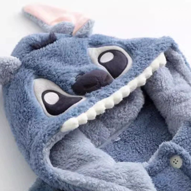 Пижамы для пар с героями мультфильмов Disney Stitch для мужчин и женщин, осенне-зимний коралловый флис, теплый длинный кардиган с капюшоном, ночная рубашка для мужчин