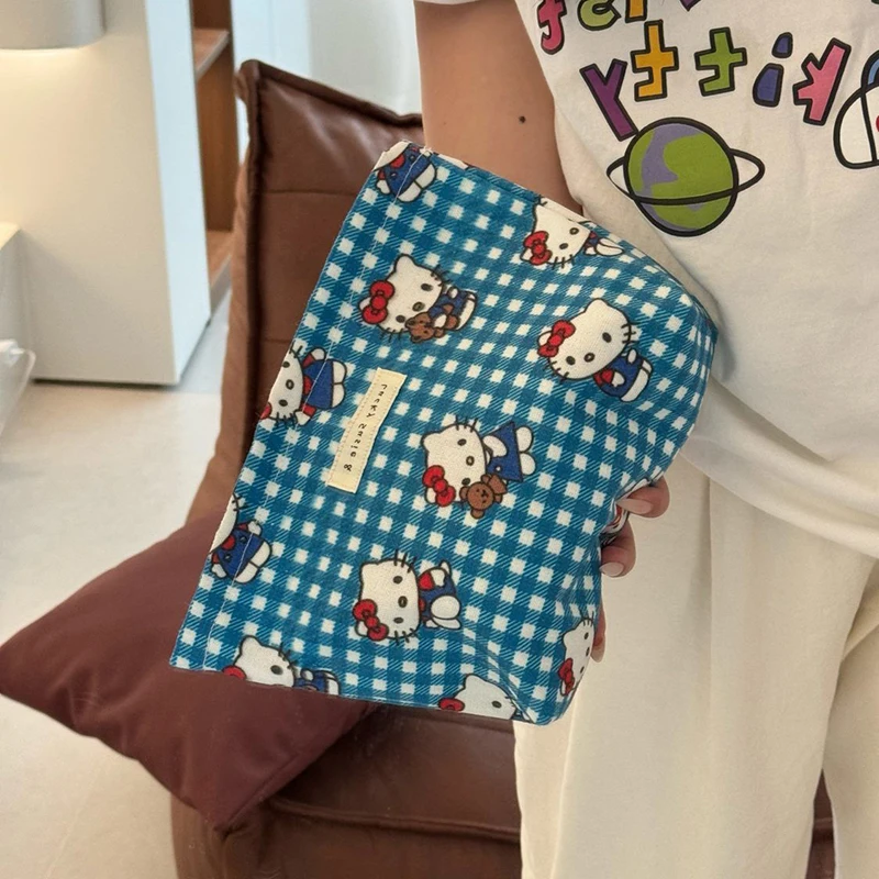 Hello Kitty Sanrio Cosmetic Bag Kawaii Cartoon Outdoors Student Zipper Printing Handbag Travel Cosmetics Storage Bag Toys Girls