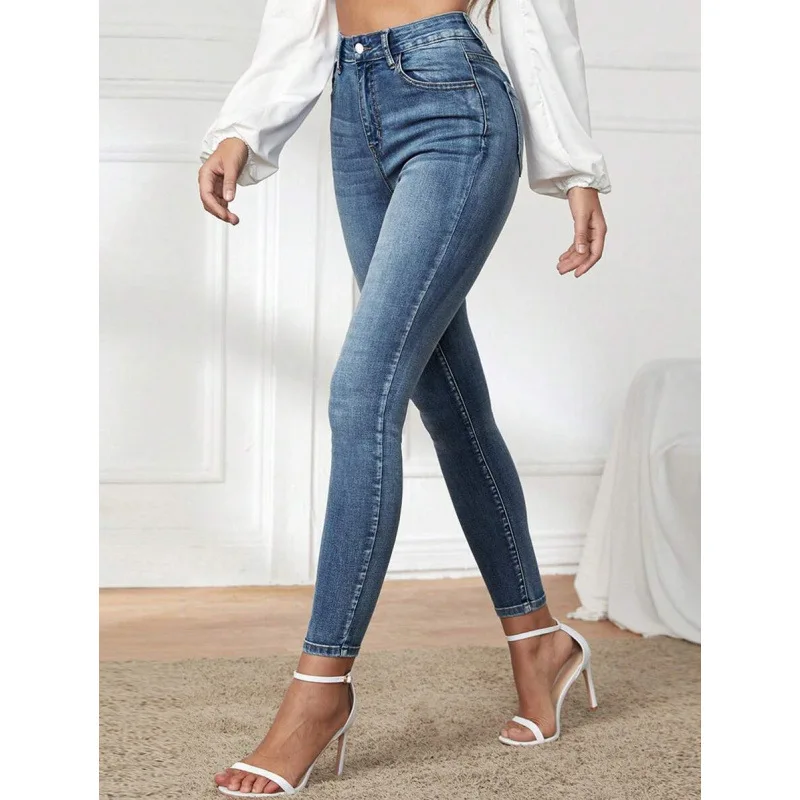 

Low Waist Skinny Jeans High Elasticity Comfortable Fit Women's Denim Pants Fashionable Trendy Low Rise Jeans Spring Season