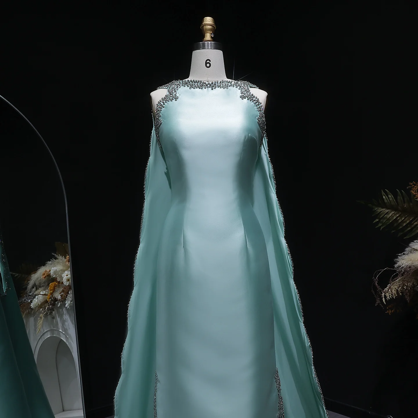 Sharon Said Luxuriöses Mintgrünes Meerjungfrauen-Satin-Abendkleid aus Dubai mit Cape für Damen, Hochzeitsfeier, formeller Abschlussball, SS503, maßgeschneidert – Detail 6
