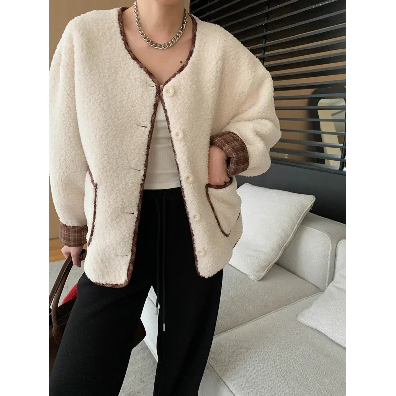 Women Casual Contrasting Plaid Splicing Imitation Lamb Fur All-in-one Round Neck Coat Loose Simple Basic French Warm Lady Coat