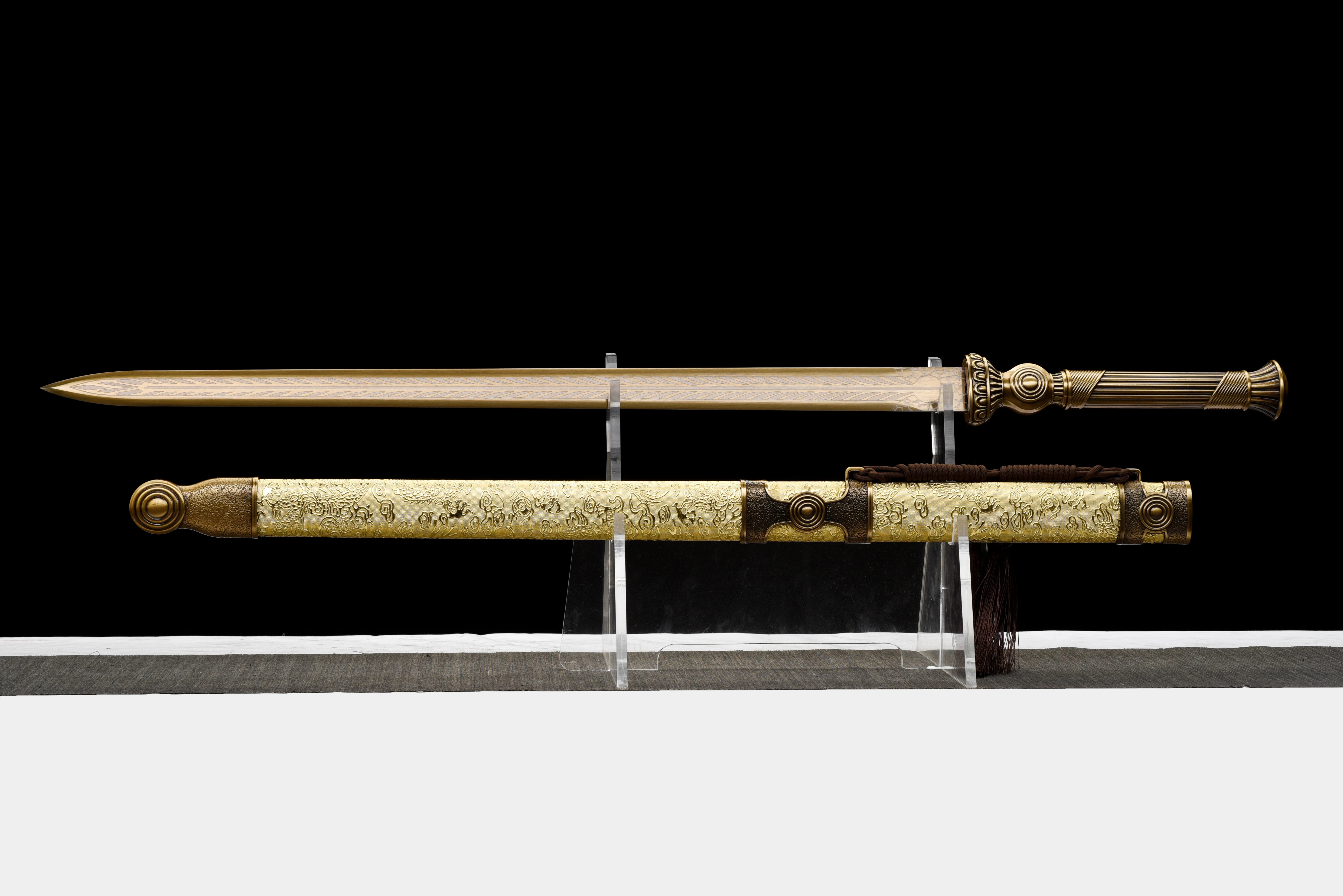 cosplay decorated gold samurai sword not sharp, medieval retro katana ninja martial arts enthusiast collection, unique gift man
