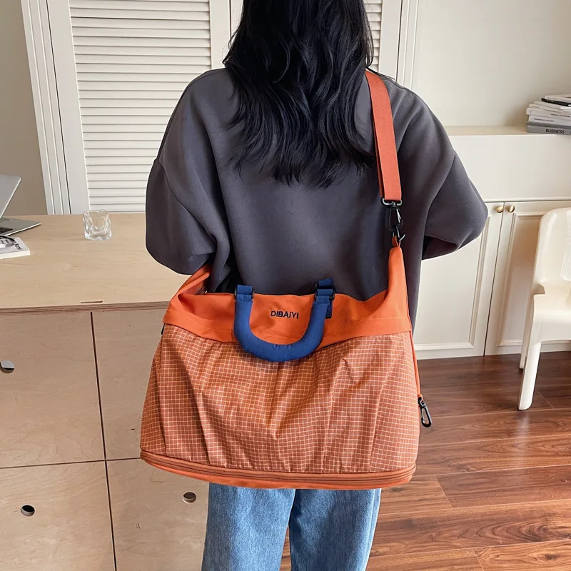 حقيبة كتف نسائية جديدة للركاب، خفيفة الوزن، سعة كبيرة، حقيبة كروس مريحة ومتعددة الاستخدامات، حقيبة مدرب