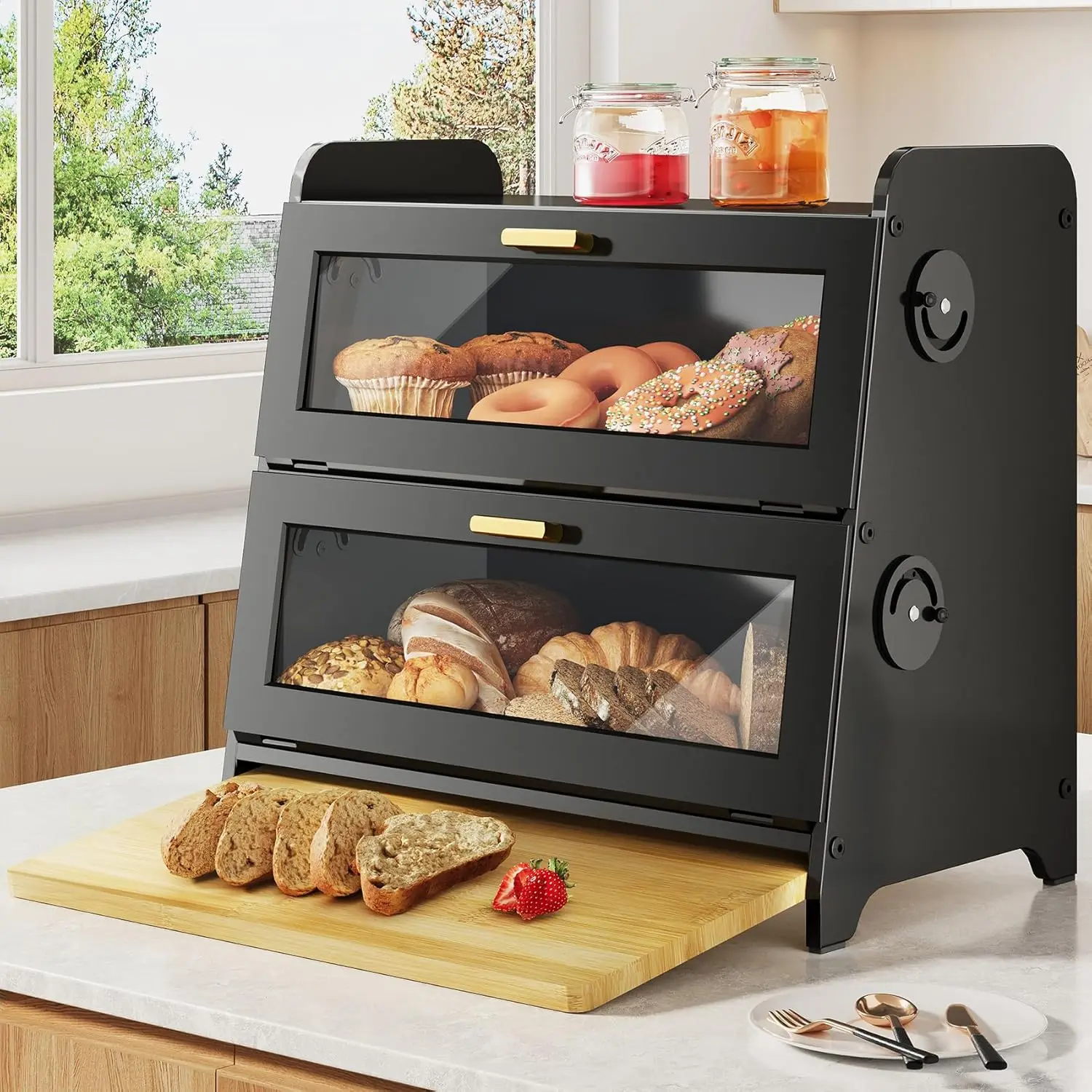 

Kitchen Bread Storage Container with Adjustable Vent Holes, Bamboo Cutting Board, and Magnetic Seal