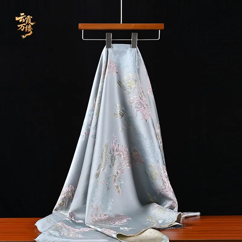 Chinese-style elegant gold thread embossed jacquard fabric for cheongsam dress clothing designer's