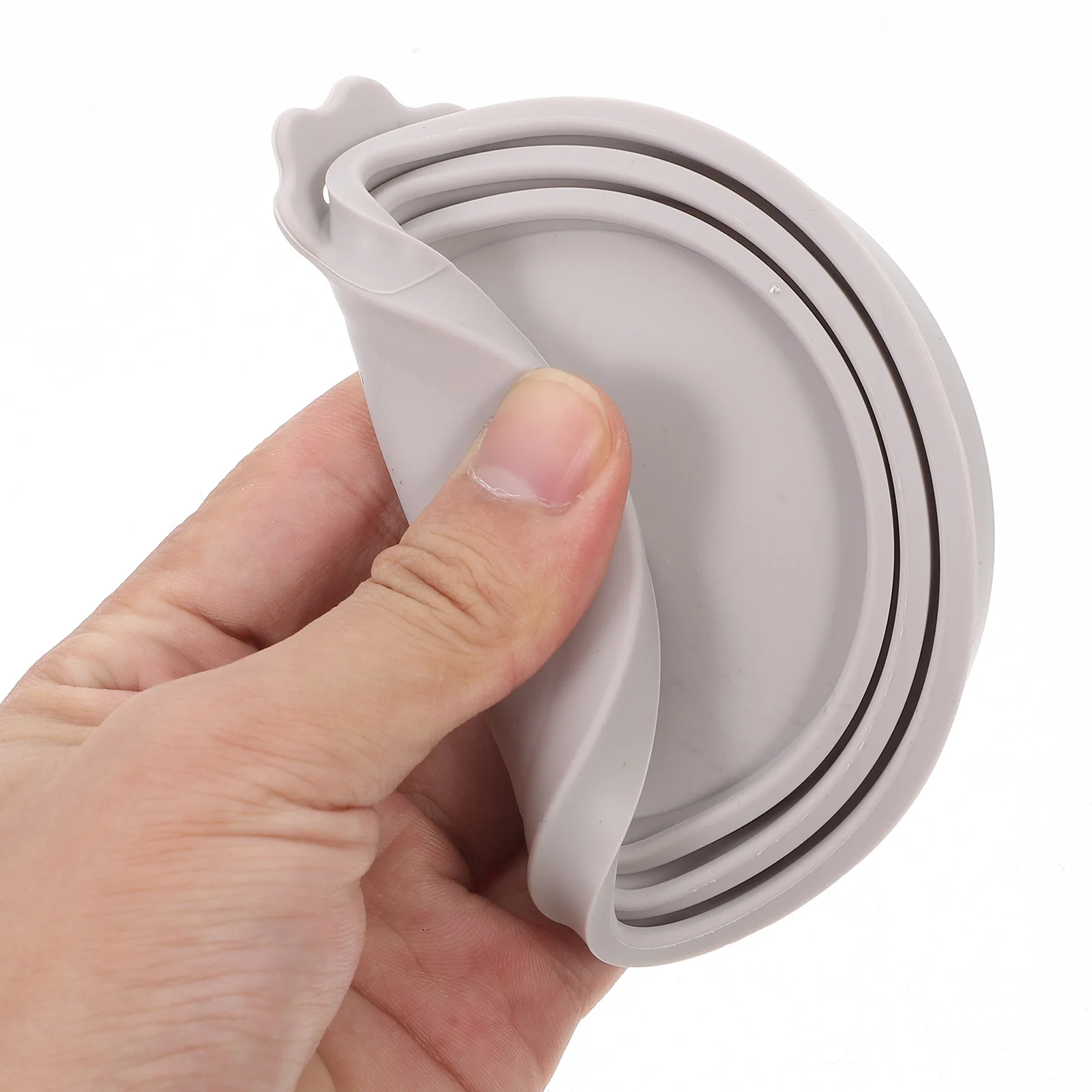 

3Pcs Silicone Stretch Lids Reusable Sealing Can Covers Pet Food Storage Airtight Freshness Soda Can Covers Lids