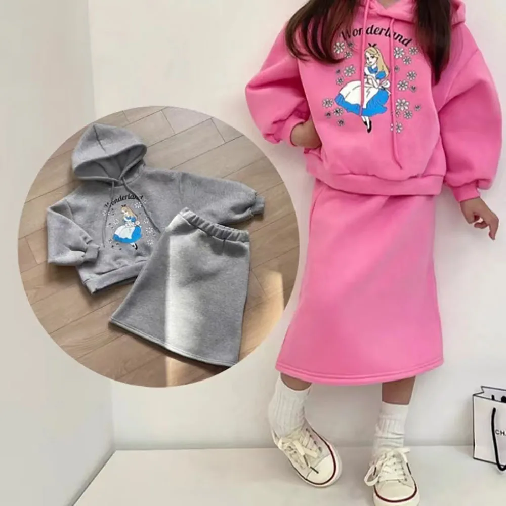 TZ230196 الخريف والشتاء فتاة طفل لطيف البلوزات المطبوعة تنوعا تصميم الأزياء تنورة مرونة الخصر عارضة البدلة