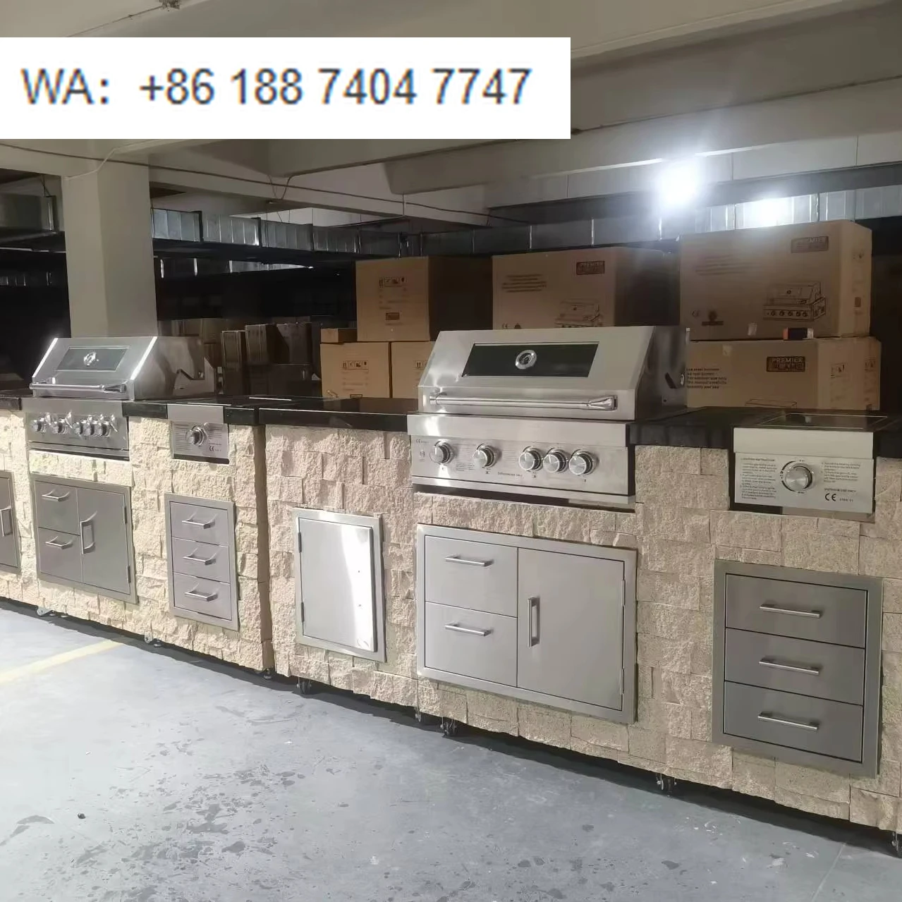 

Modern Waterproof Outdoor Island with Stone Stainless Steel 304 Rust-proof and Weather-Resistant Cabinets