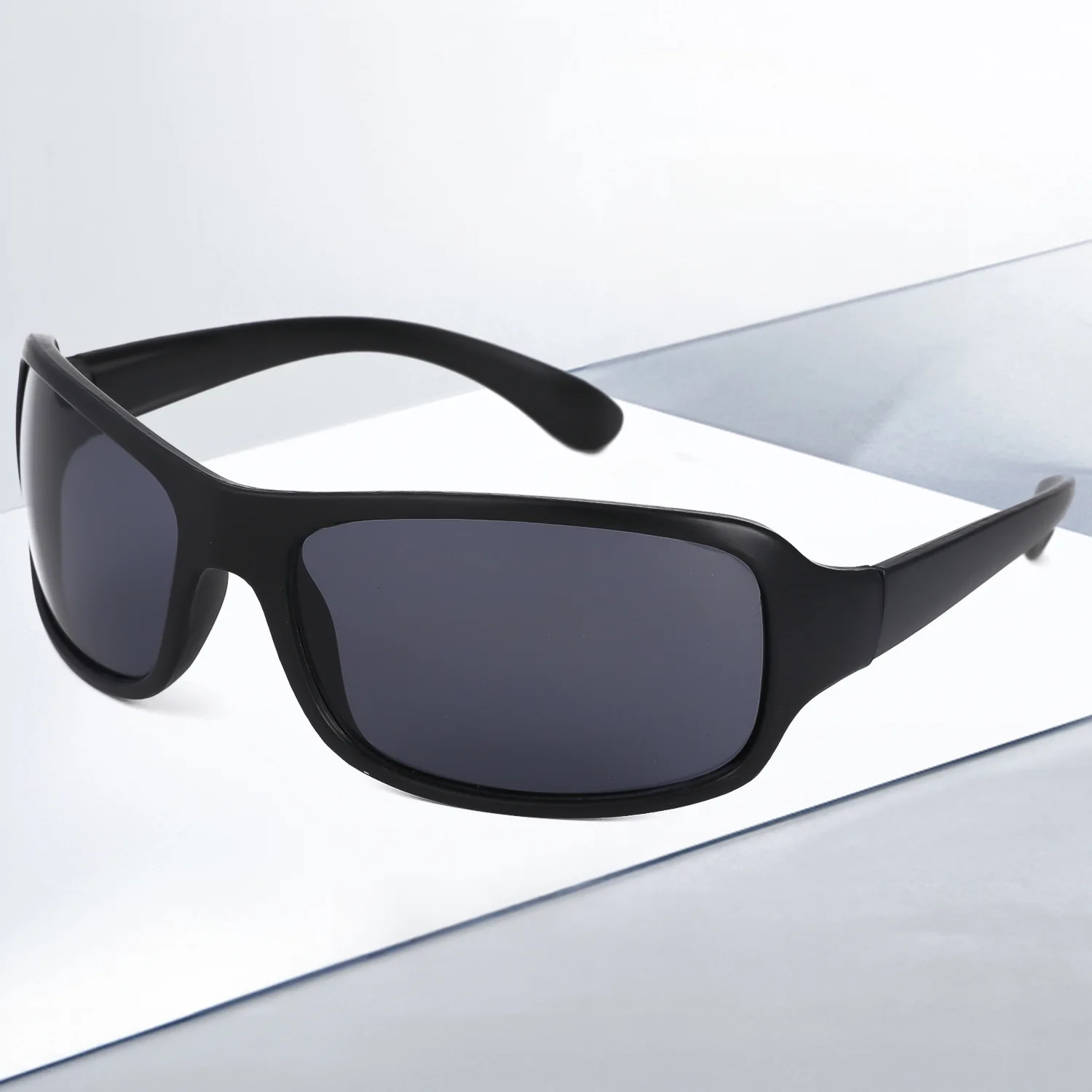 Driving Glasses Men and Women Anti-highlights Night Vision Goggles Anti-wind Sand Riding Sunglasses Sports Sunglasses