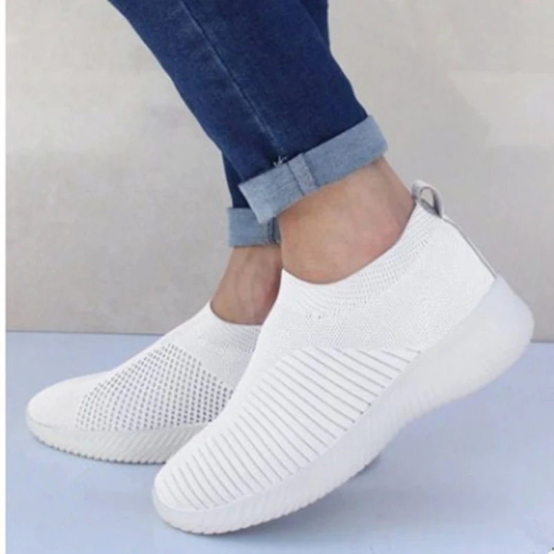 Women's Vulcanized Shoes High Quality Women's Sneaker Slip-on Flat Shoes Women's Loafers Plus Size Flat Walking