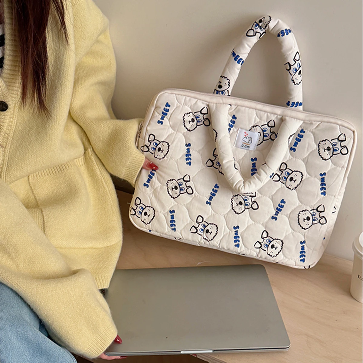 Business Daily Use Ladies Work Tote Laptop Case Nylon Material Cartoon Pattern Decor Quilted Waterproof Anti Shock Zippered