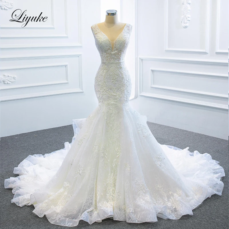 Liyuke Elegant V-Neckline Mermaid Wedding Dress Empire Design Appliques Lace With Soft Tulle Tiered Train Backless Bridal Gown