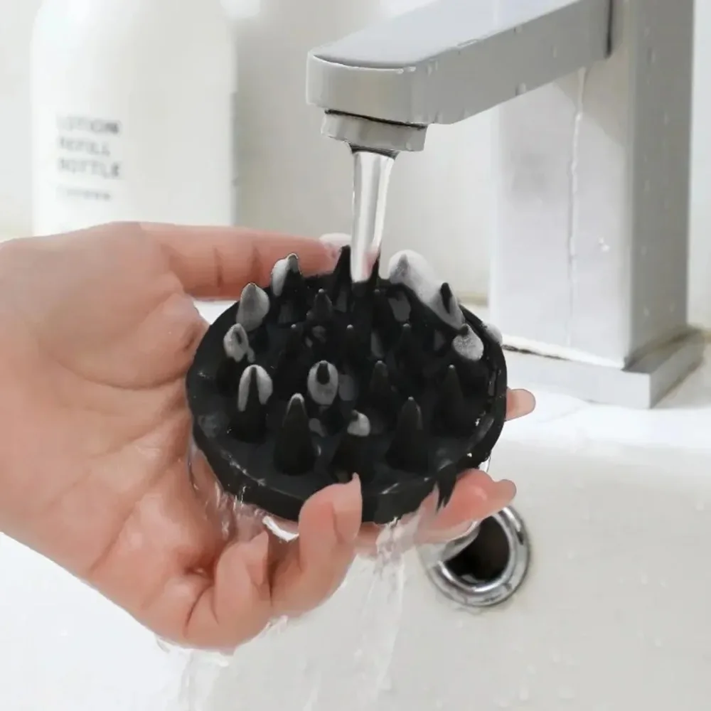 

1pc Soft Silicone Exfoliating Brush Body Cleanser Manual Massage Tool for Shower Bath Deep Clean All Skin Types