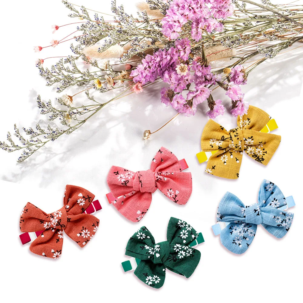 Imagem -02 - Handmade Flower Print Pet Dog Bowties Cute Cotton Bow Tie Bowknot Dogs Animais de Estimação Grooming Acessórios Cães Pequenos 50 Pcs