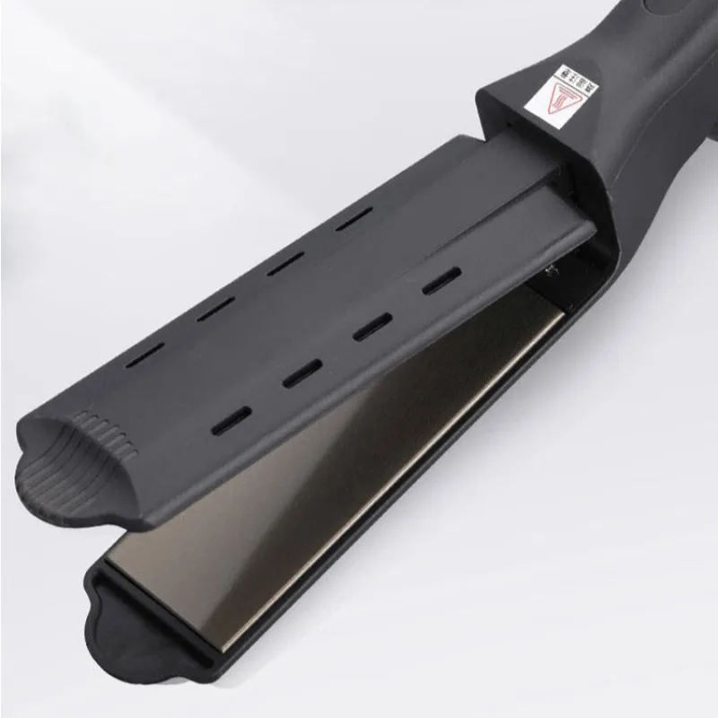 Electronic Hair Straightener with Black Plate for Perfectly Straight Hair