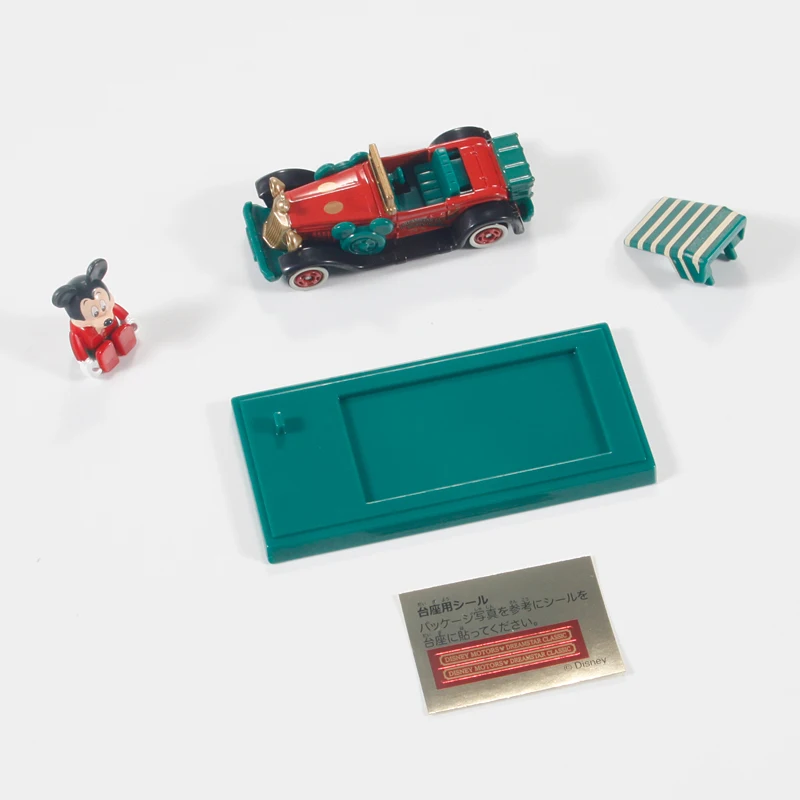 タカラトミーディズニー模擬合金ミニカーモデルおもちゃクラシックミッキードリームスター収集価値のある車両非リモコンモデルカー