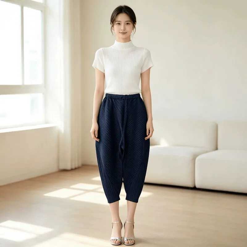 Miyake Diagonal Pleated Pants Women 2026 Summer New Eight-Point Chicken Leg Trousers Pleats Harem Pants Slim Casual Carrot Pants