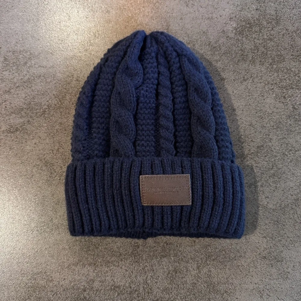 قبعة شتوية محبوكة كاجوال متعددة الاستخدامات مبطنة بالصوف قبعة دافئة للزوجين سميكة قبعة صغيرة مقاومة للبرودة للجنسين