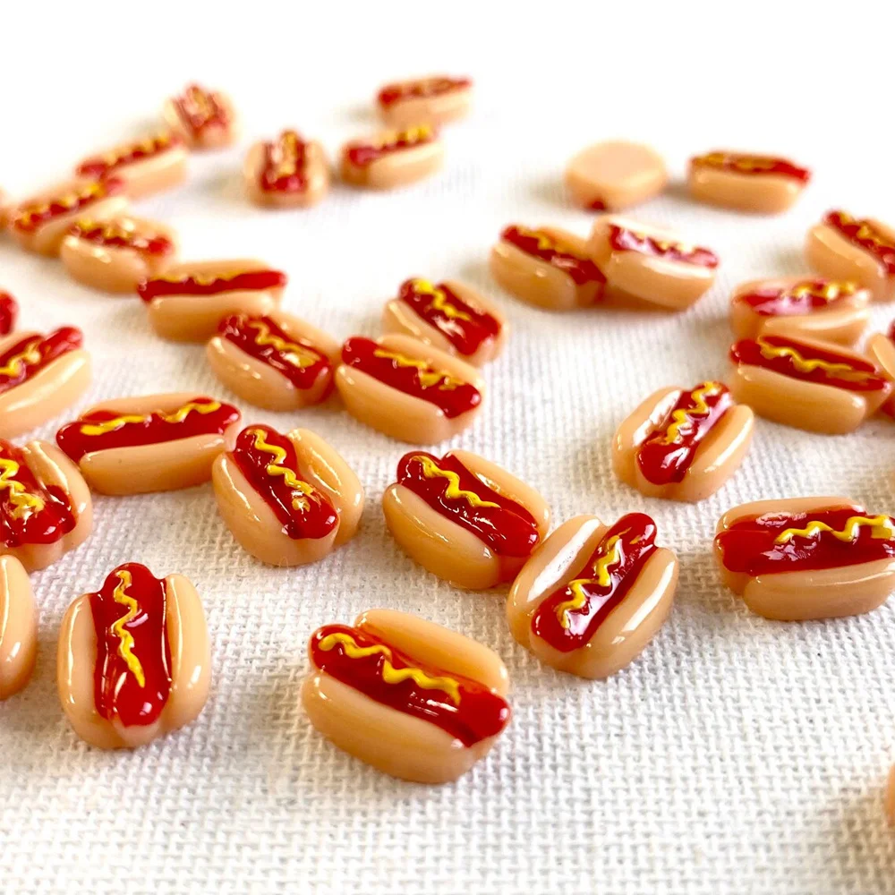 10pcs Mini Resin Hot Dogs Miniatures, Faux Food Cabochon for Fairy Garden Micro Landscape Home DIY Craft Decoration Ornament