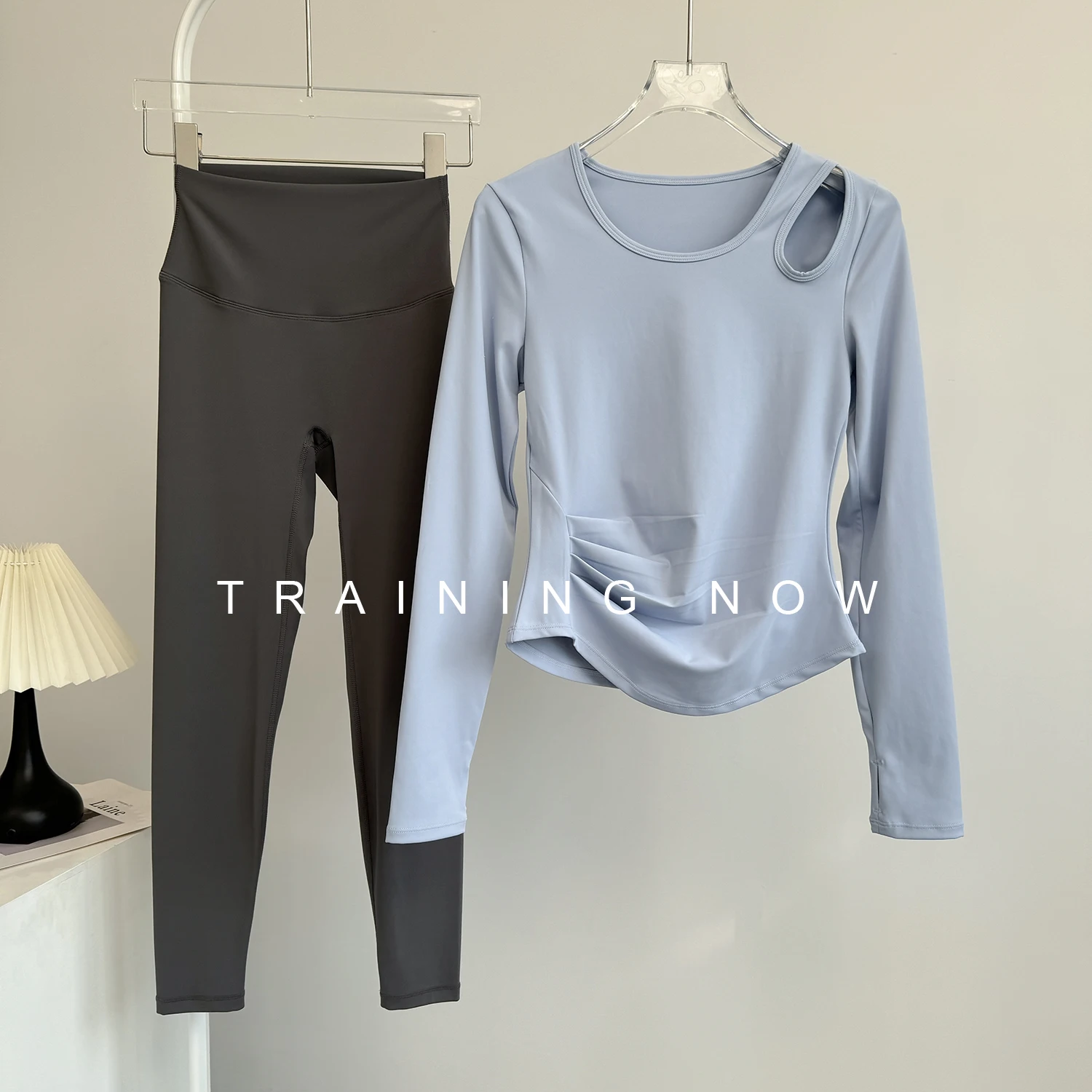 

Одежда для йоги, женские топы, новинка 2024, осенне-зимний комплект одежды для фитнеса с длинными рукавами, красивый и можно носить на улице