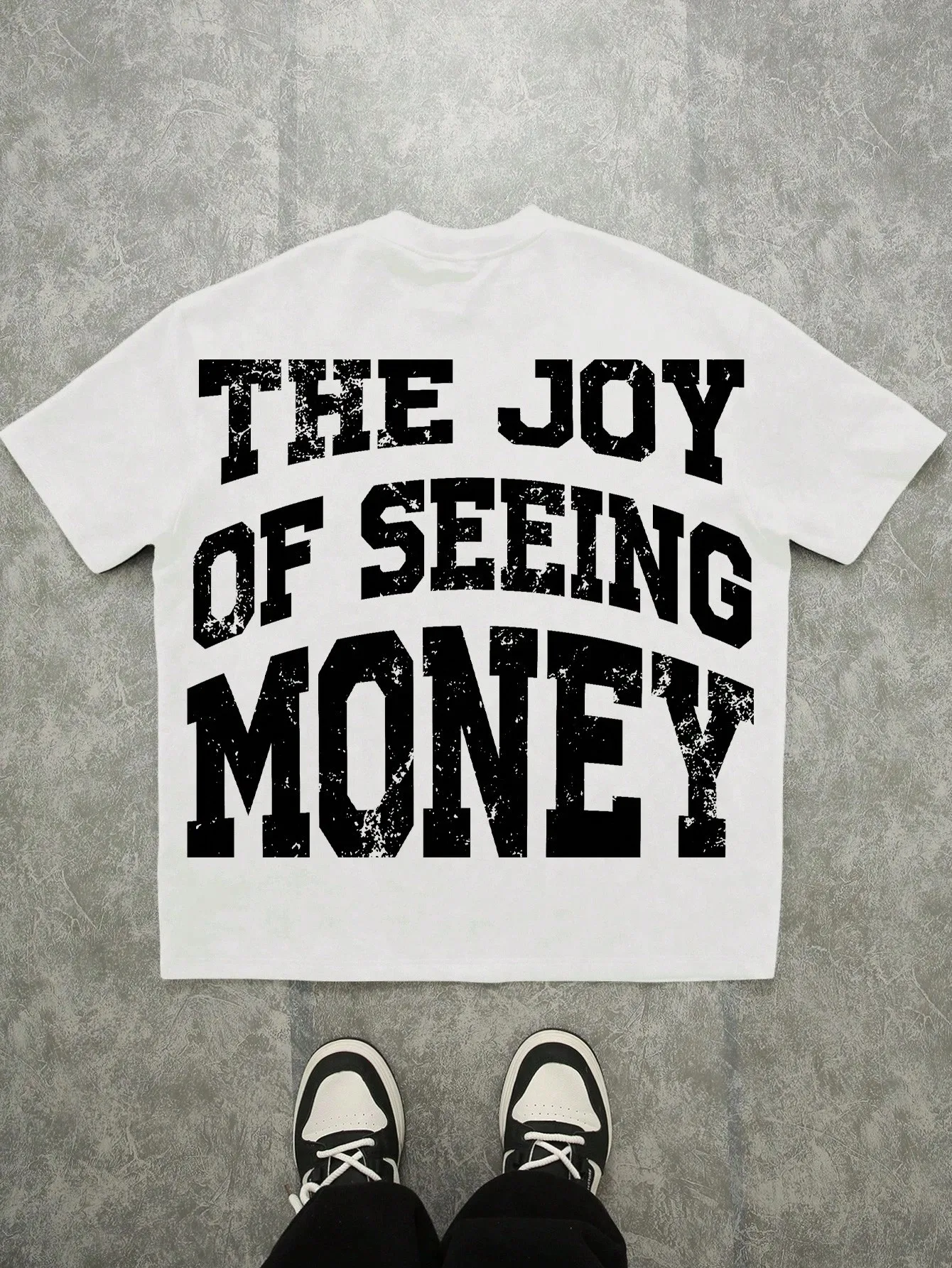 The new men's T-shirt for the summer of 2025 features a casual fashionable soft and breathable 3D letter pattern print