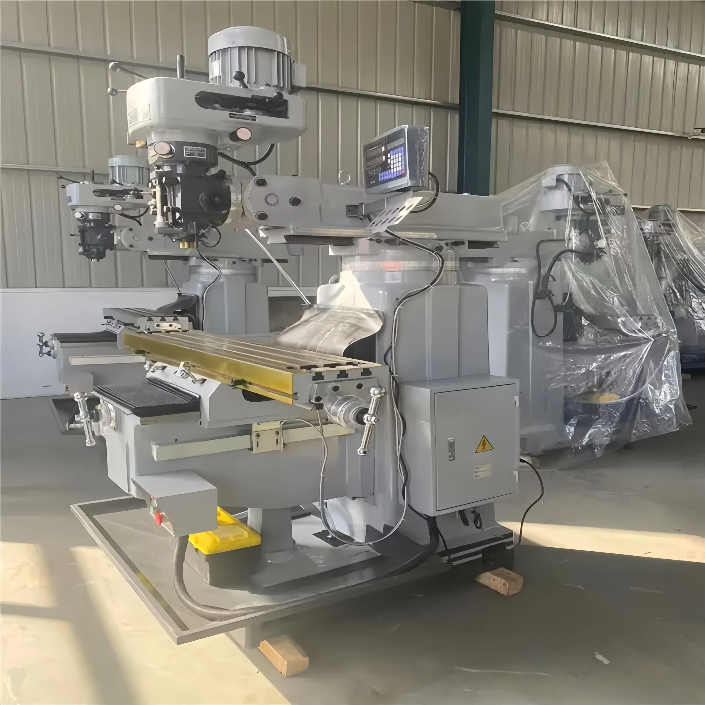 High Quality X6328 Portable Milling Machine Metal Milling Machine Suitable for Metal Processing