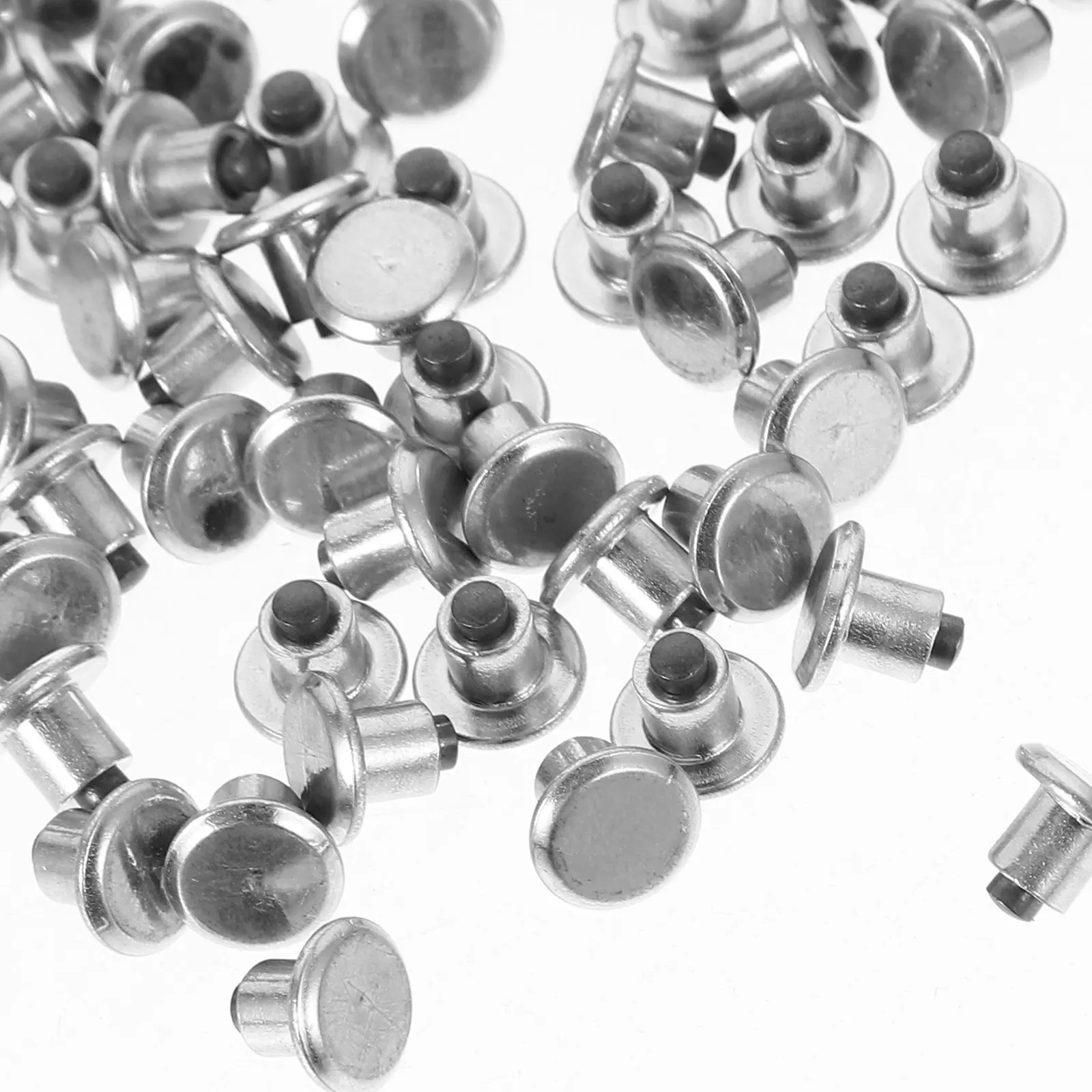 

100 шт. шипов для колес из алюминиевого сплава для снега и льда, повышающие устойчивость, для использования вне дорог, совместимы с автомобилями, внедорожниками, квадроциклами, грузовиками